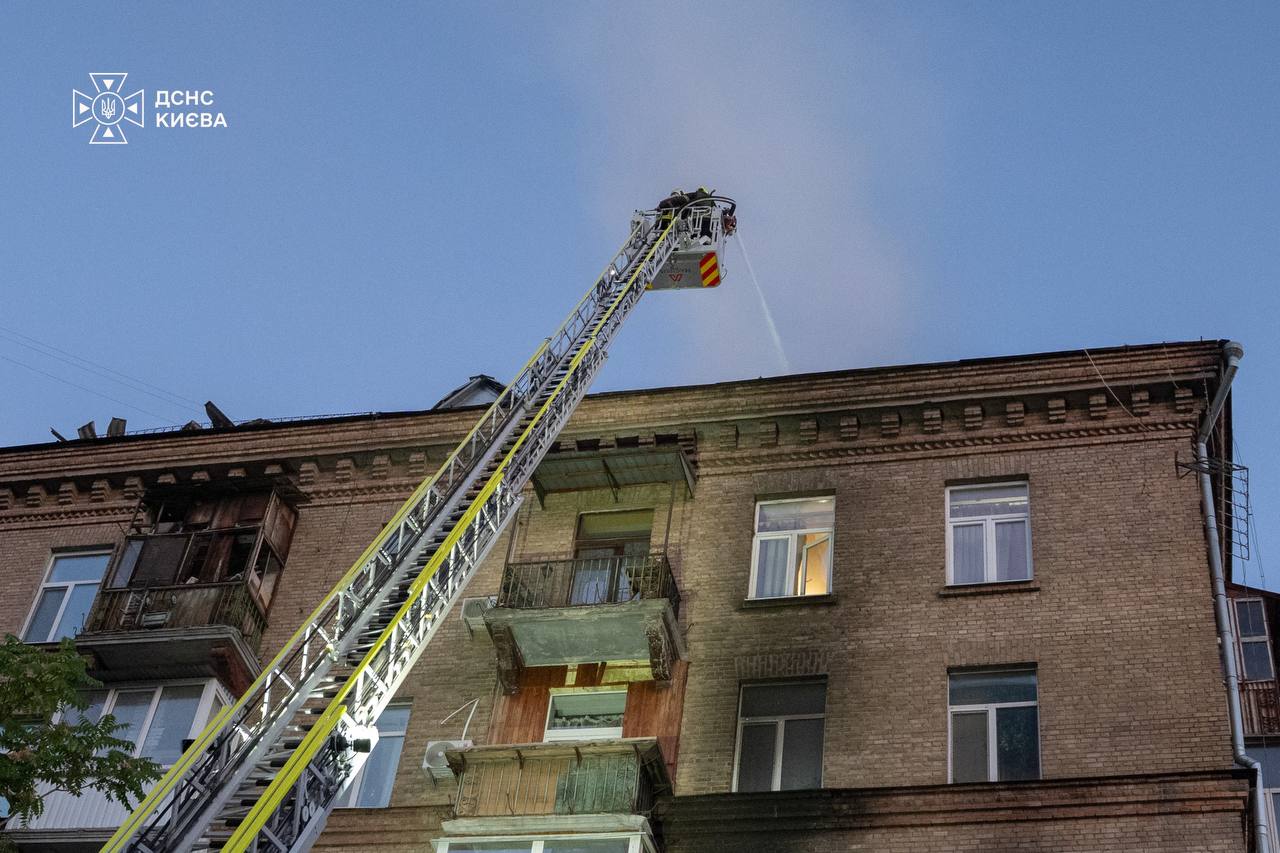 Russian strike hits six-story residential building in Kyiv, one injured